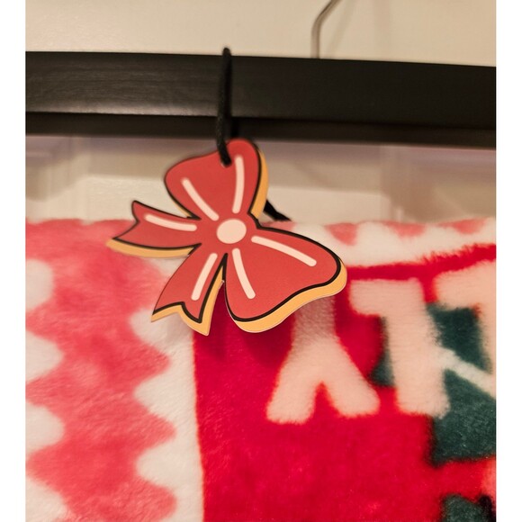 Betsey Johnson Christmas Blanket Ultra Soft Plush Throw Snowman Candy Canes New - Picture 4 of 7